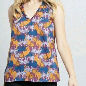 ModCloth novelty bears tiger lion blouse v-neck S